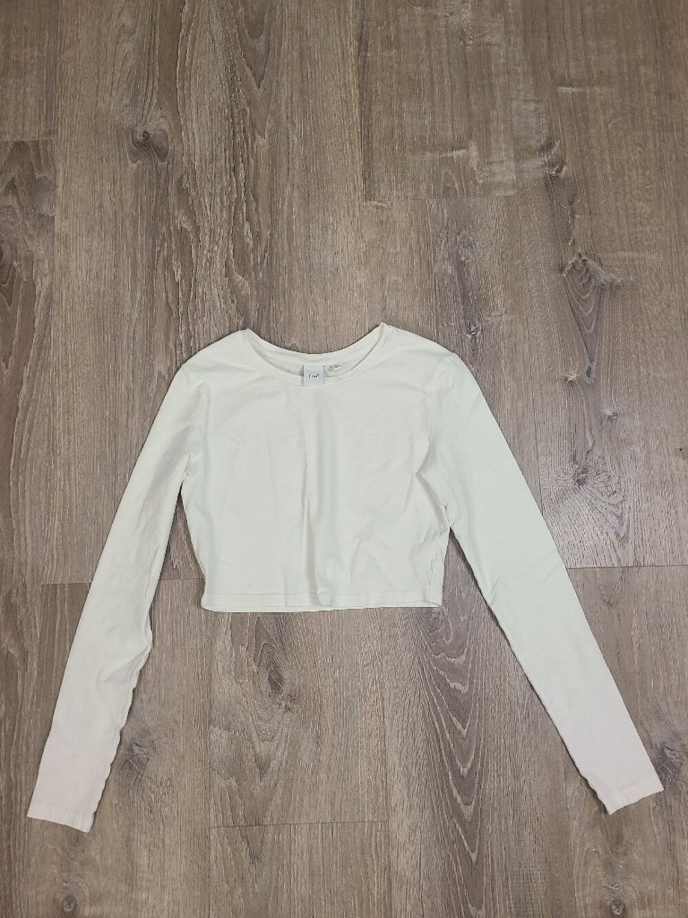TNA Aritzia Homestretch Cropped Long Sleeve Top Pure White - Size M